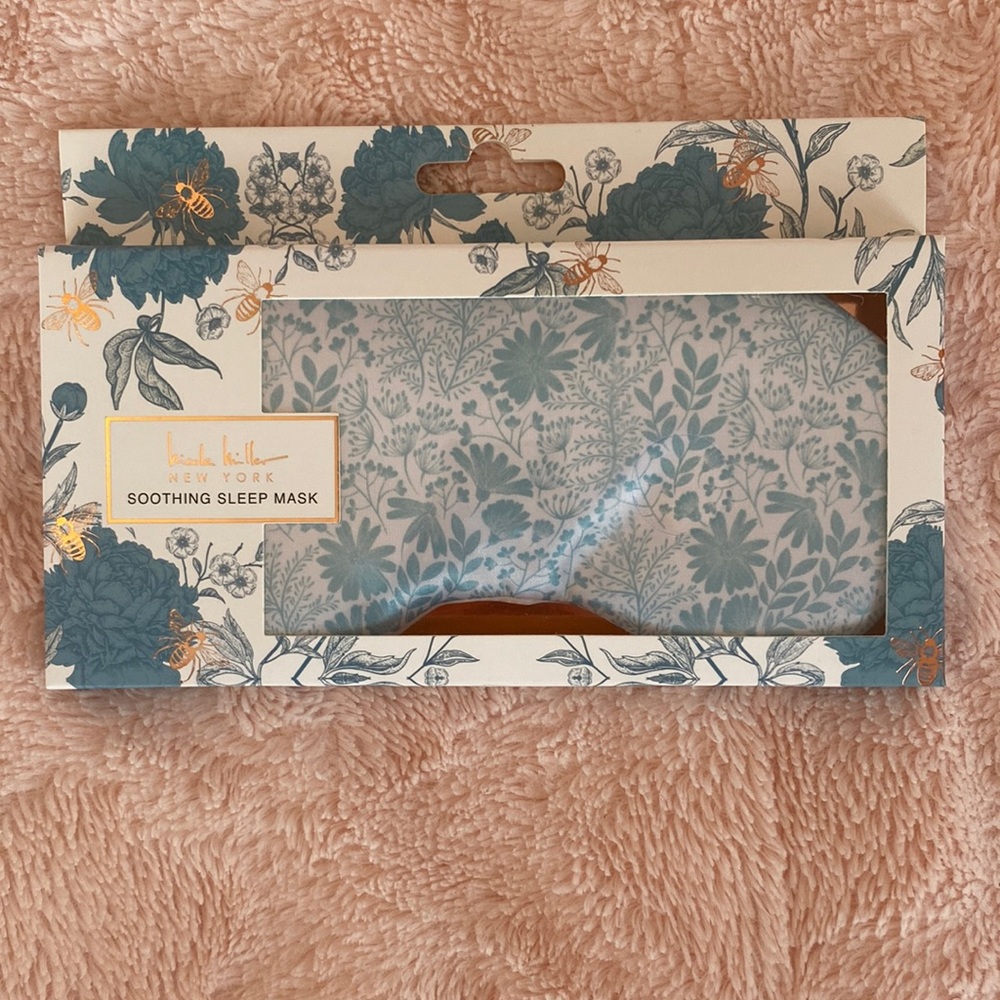 Nicole Miller New York Soothing Sleep Mask.